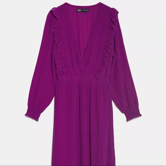Zara Pleated Dress NWT - Picture 2 of 3